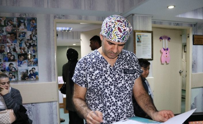 Mikro tese ameliyatıyla 7 yıllık çocuk hasreti son buldu