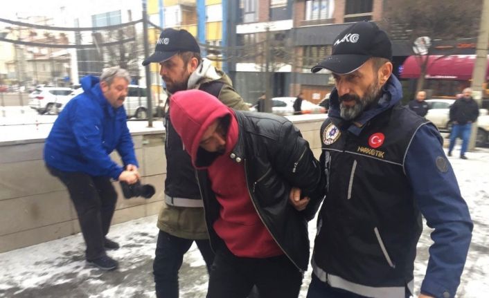 Narkotim’in uyuşturucuyla mücadelesi devam ediyor