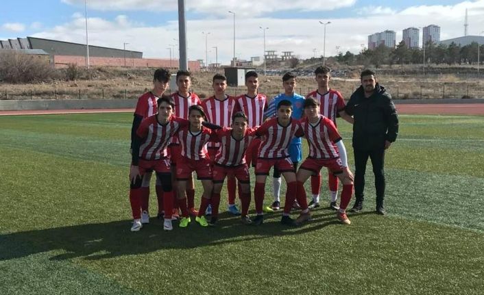 Nevşehir Belediyespor U16 şampiyonu oldu