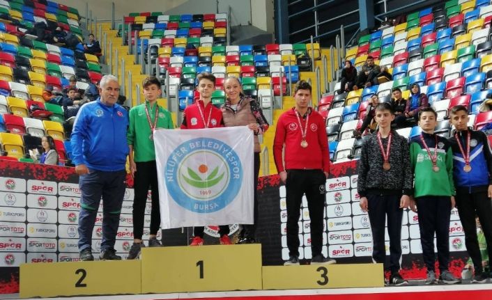 Nilüfer’e bir şampiyonluk da atletizmden