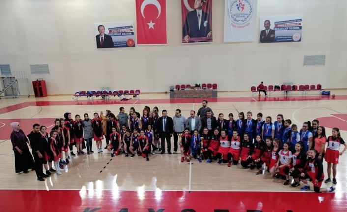 Okullar Arası Yıldız Kızlar Basketbol İl Birinciliği Müsabakaları Tamamlandı