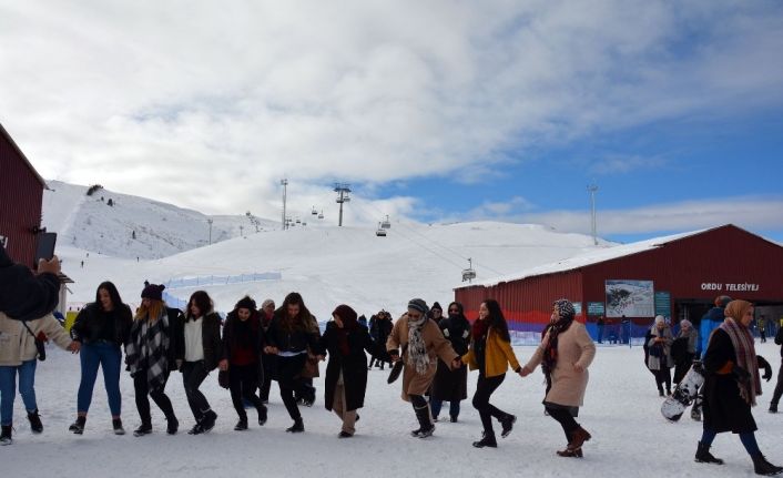 Ordu kayak merkezinde hafta sonu yoğunluğu