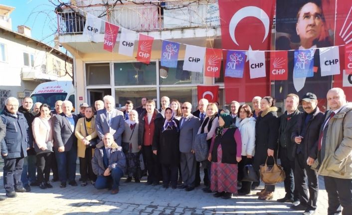 Pazarlar CHP’de Salih Çetinkaya tekrar seçildi