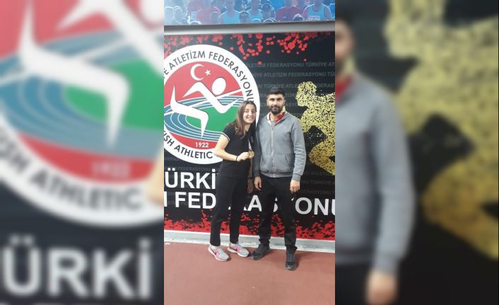 Rekorları kıran Yaren Türkiye Şampiyonu oldu