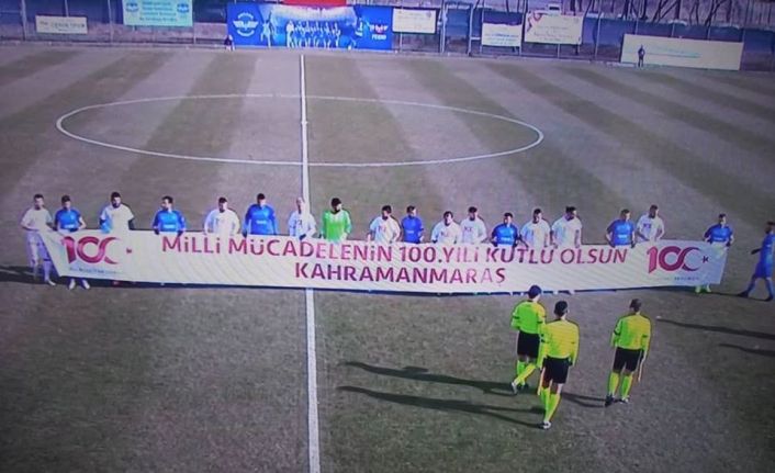 Sahaya milli mücadele pankartıyla çıktılar