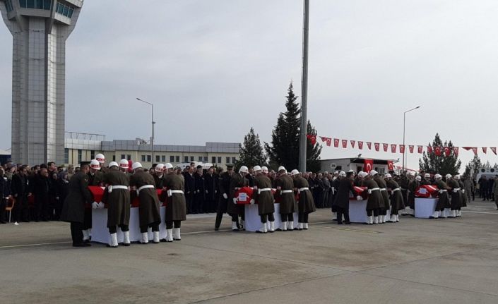 Şehitler memleketlerine uğurlandı