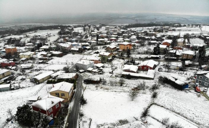 Silivri’yi kaplayan beyaz örtü, drone ile görüntülendi