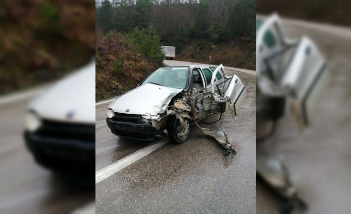 Sinop’ta trafik kazası: 1’i çocuk 3 yaralı