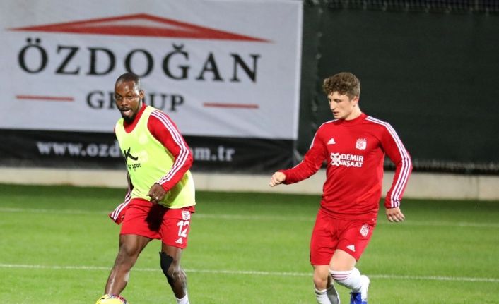 Sivasspor’un Antalya kampı devam ediyor