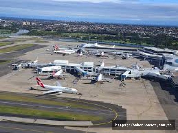 Sydney Havaalanı yakınındaki depoda korkutan yangın