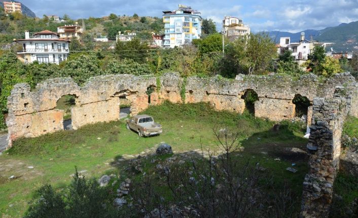 Tarihi Gülevşen Camii restore edilecek