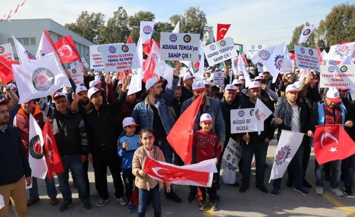 Temsa fabrikasında işçiler, üretimin yeniden başlaması talebiyle eylem yaptı