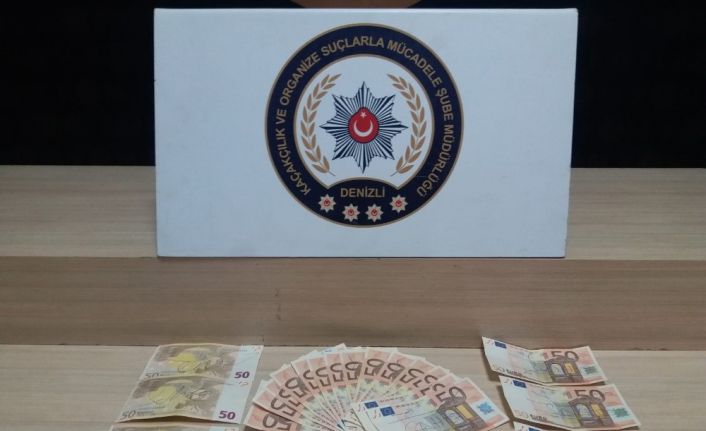 Üzerinde sahte Avustralya Doları’yla yakalandı