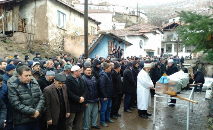 Veysel Karakış dualarla toprağa verildi