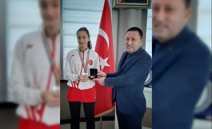 Bağlar Belediyesi’nin milli sporcusu Sena Kızılaslan Avrupa şampiyonasında