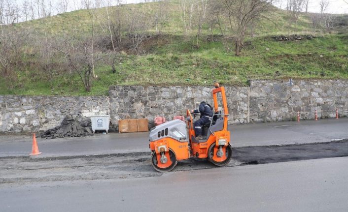 Eyüpsultan’da asfalt yapım çalışmaları devam ediyor