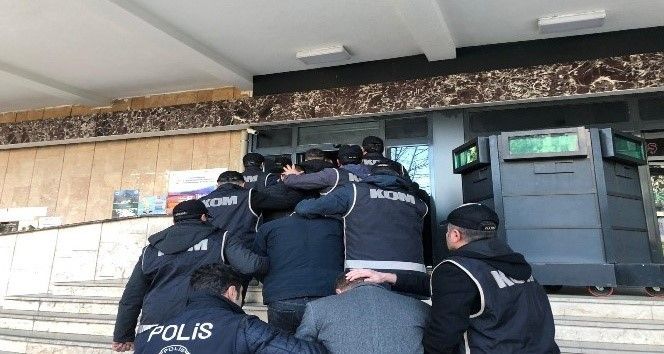 FETÖ’den 13 şüpheli gözaltına alındı