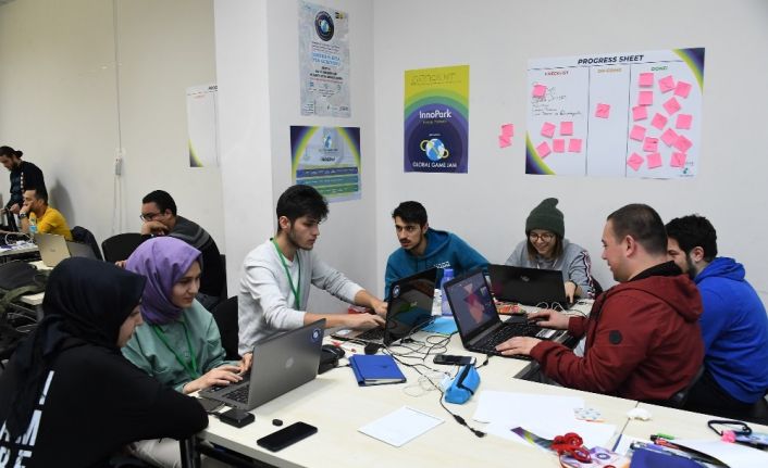 Konya’daki dijital oyun geliştiricileri “Global Game Jam”de buluştu