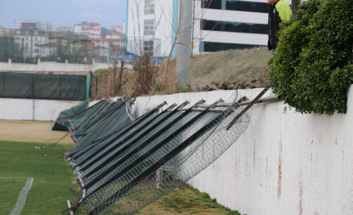 Lodos Denizlispor tesislerini de vurdu