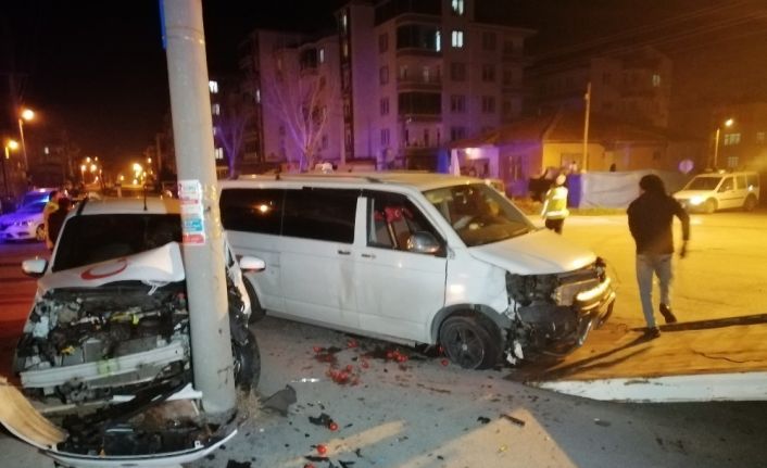 Aksaray’da trafik kazası: 4 yaralı