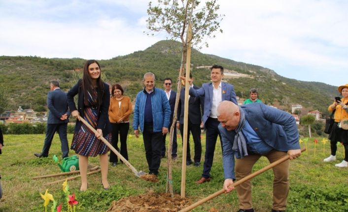 Alanya’da Litvanya Cumhuriyeti‘nin bağımsızlık yılı kutlandı