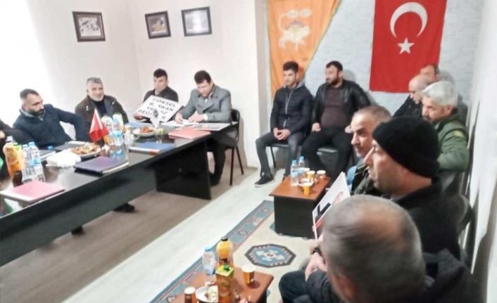 Azerbaycanlılardan Gülbey’in tayin kararına tepki