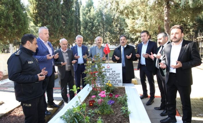 Başkan Büyükgöz’den şehitlik ziyareti