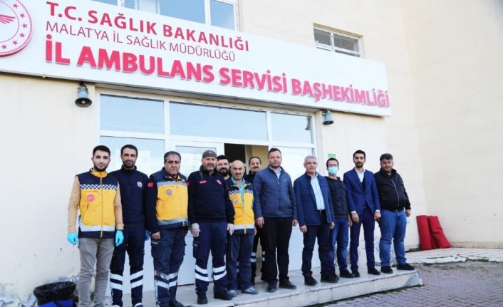 Başkan Güder’den sağlık çalışanlarına moral ziyareti