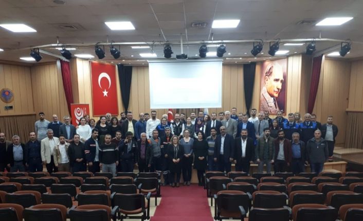 Belediye personeline uyuşturucu semineri