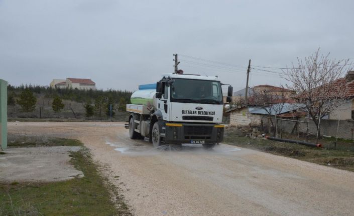 Çifteler Belediyesi dezenfekte çalışmalarına devam ediyor