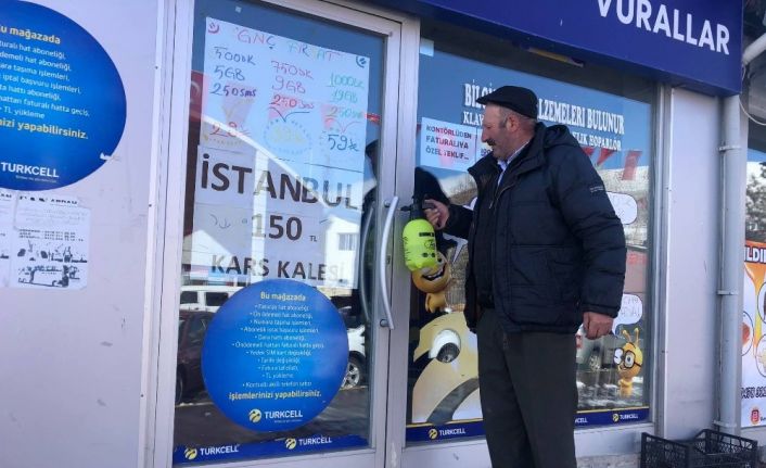 Çıldır Belediyesinden virüse karşı ilaçlama