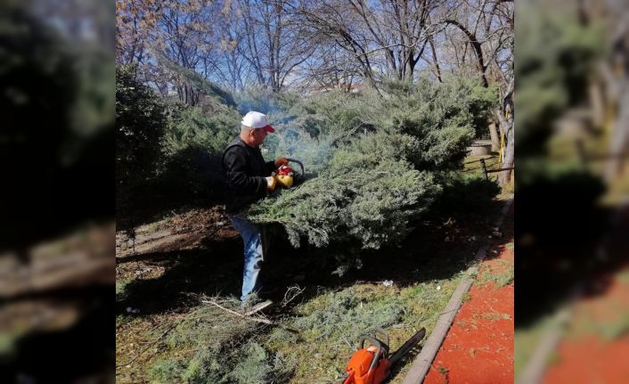 Gölbaşı’nda parklar bahara hazır