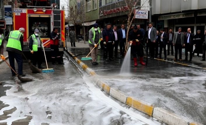 Iğdır’da dezenfekte çalışmaları devam ediyor