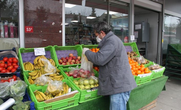 Jandarmadan marketlerde korona virüs denetimi