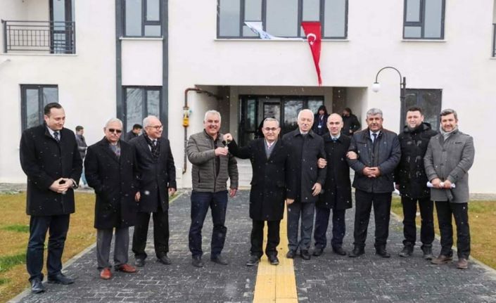 Kütahya’da konut sahiplerine anahtar teslimi