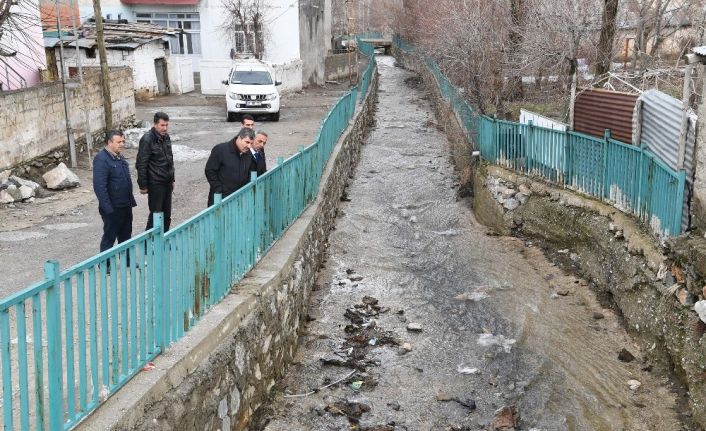 Muş Belediyesinden Soğurman Deresi’nde ıslah çalışması