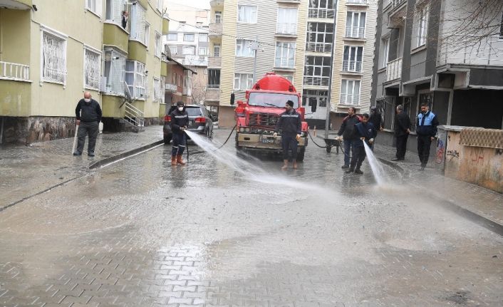 Muş’ta cadde ve sokaklar pırıl pırıl