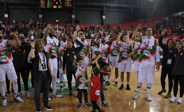 P. Karşıyaka, Avrupa’da yarı finalde