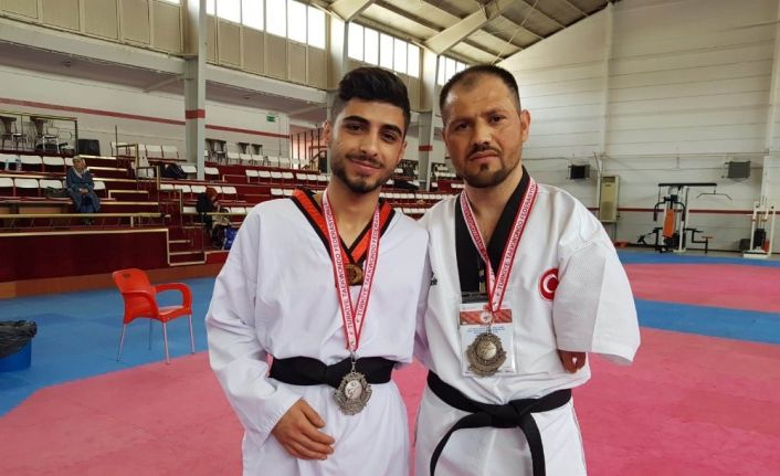 Paraolimpik Taekwondo Türkiye ikincileri Melikgazi’den