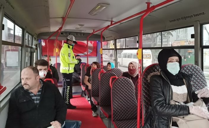 Polis otobüs ve minibüs sürücülerine göz açtırmıyor