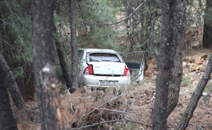 Spil Dağı’nda otomobil uçurumdan uçtu: 2 yaralı