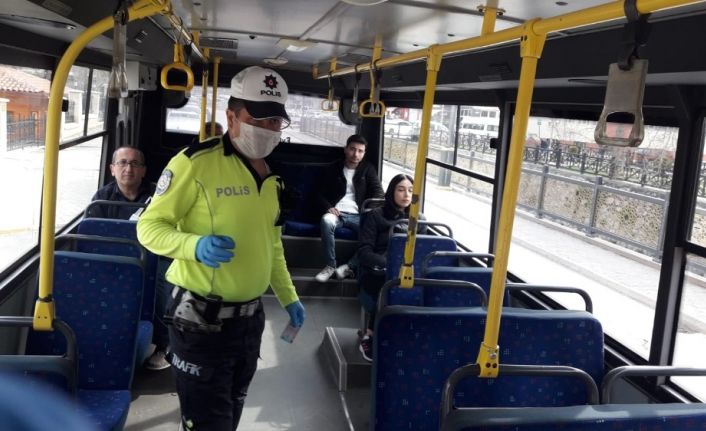 Tokat’ta şehir içi dolmuşlarda koronavrüs denetimi