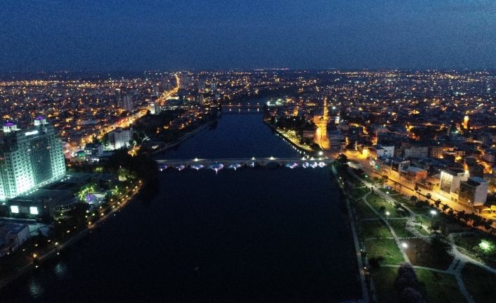 Adana, Ramazan ayına muhteşem bir manzara ile "merhaba" dedi