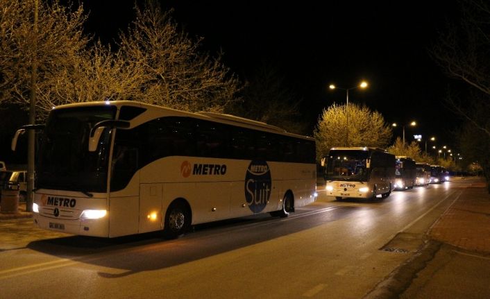 Cezayir’den getirilen 144 Türk vatandaşı Konya’da yurda yerleştirildi