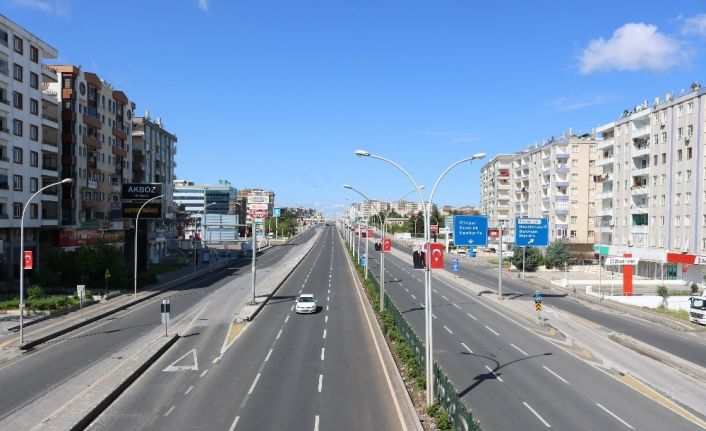 Diyarbakır sokakları kısıtlamanın son gününde de boş kaldı