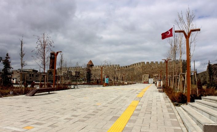 Erzurum’un en işlek yerleri sessizliğe büründü