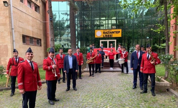 Gaziantep Lisesi mezunları çocuklar için bir araya geldi