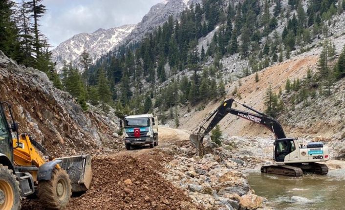 Gökbel ve Çökele Yayla Yolu trafiğe açıldı