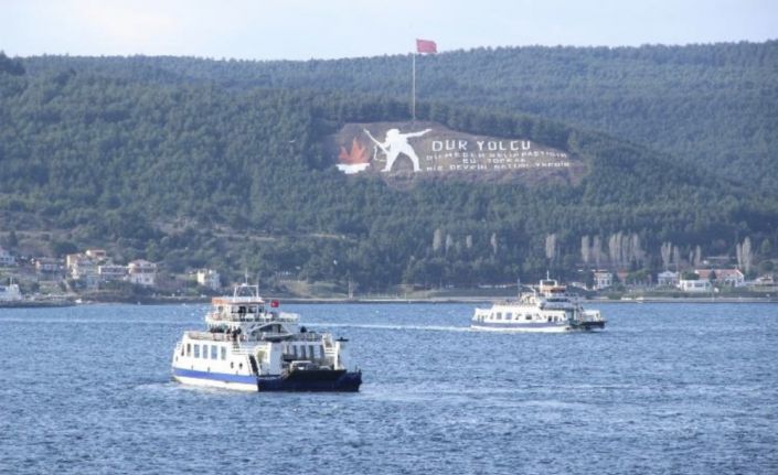 Gökçeada’ya tüm feribot seferleri iptal edildi