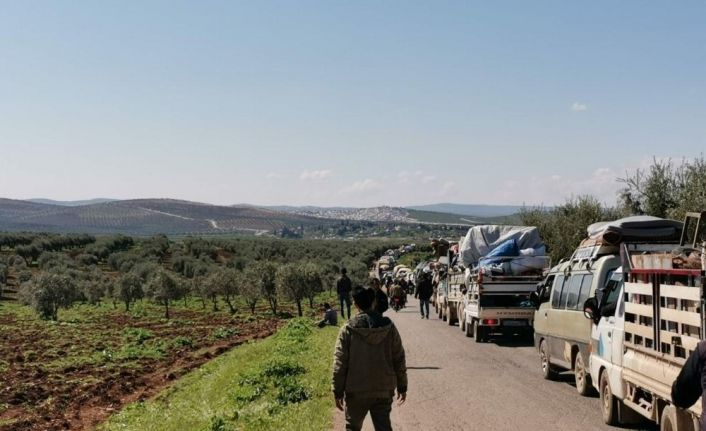 Halep-İdlib arasındaki karayolu geçici olarak açıldı